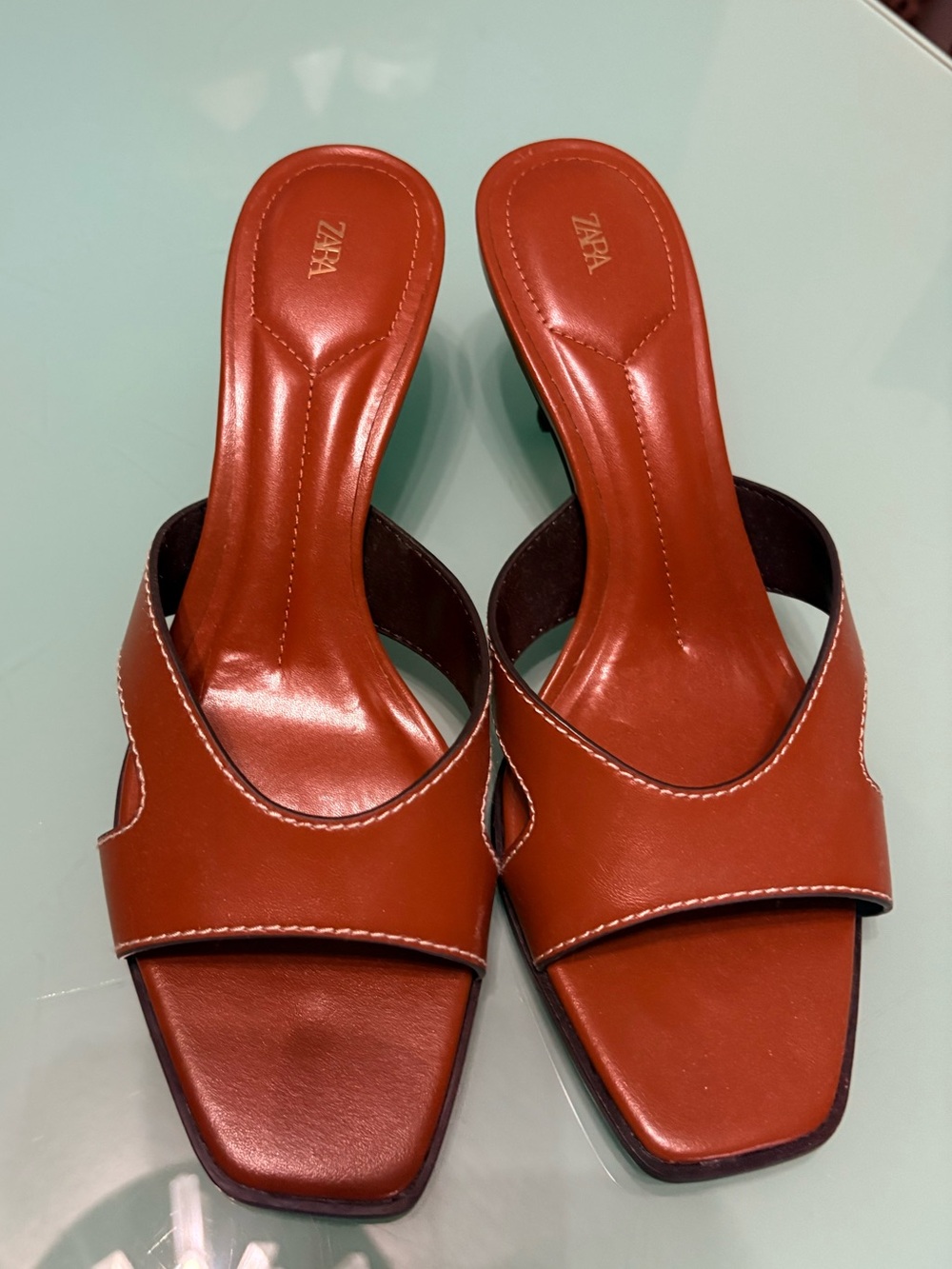 NWOT Brown leather zara heels